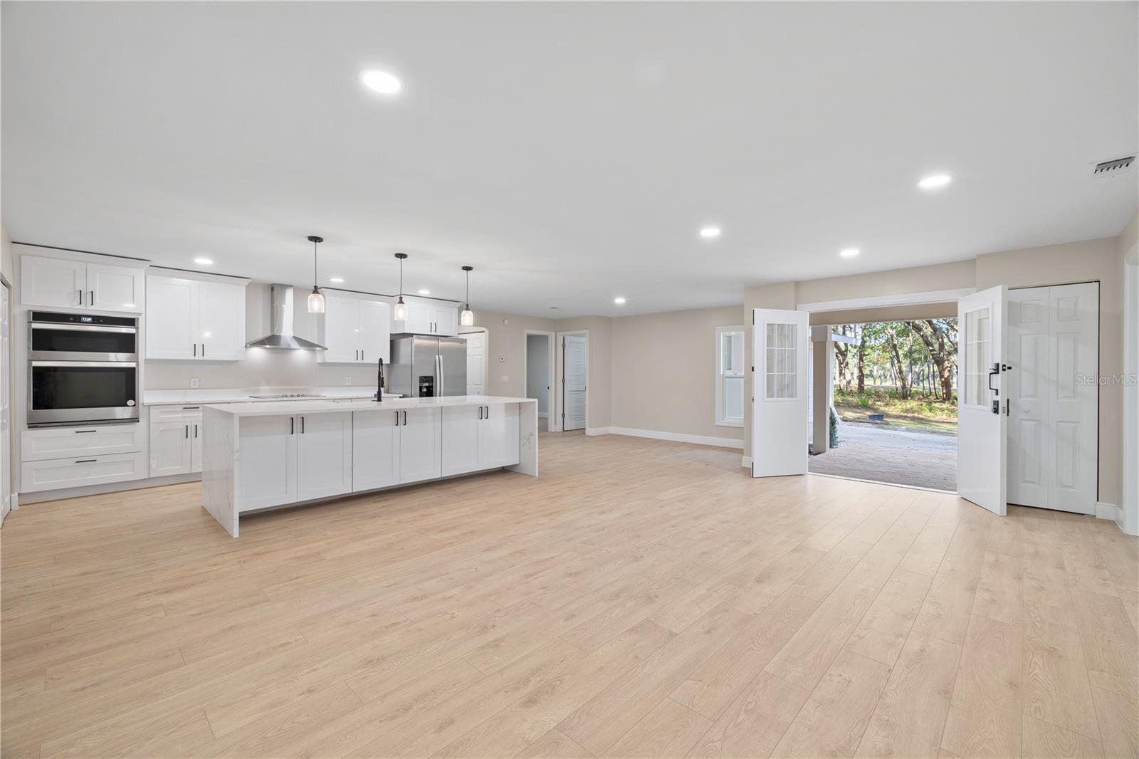 RAINBOW SPRINGS WOODLANDS - Residential