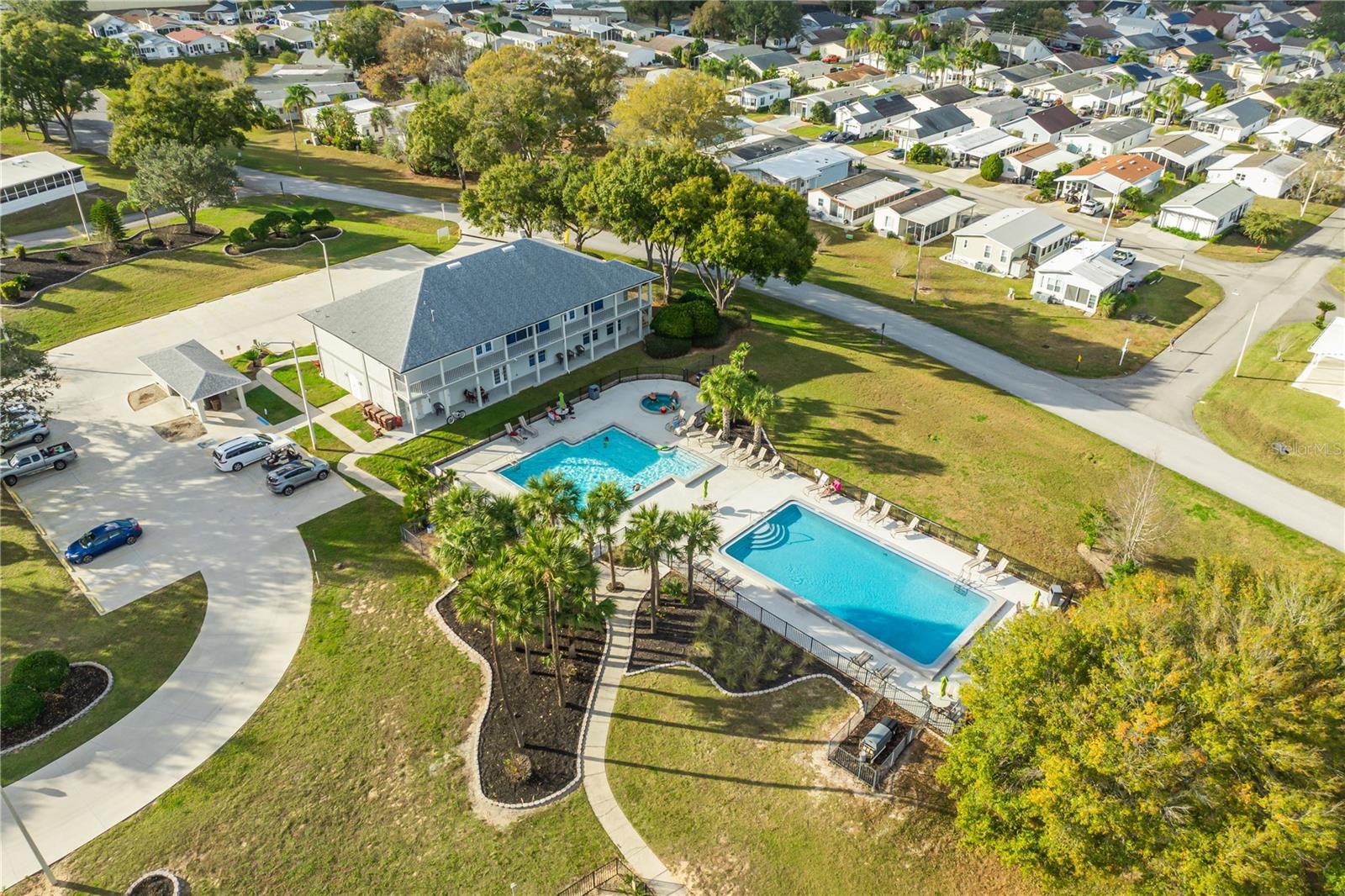 LAKESIDE AT BASS LAKE - Residential