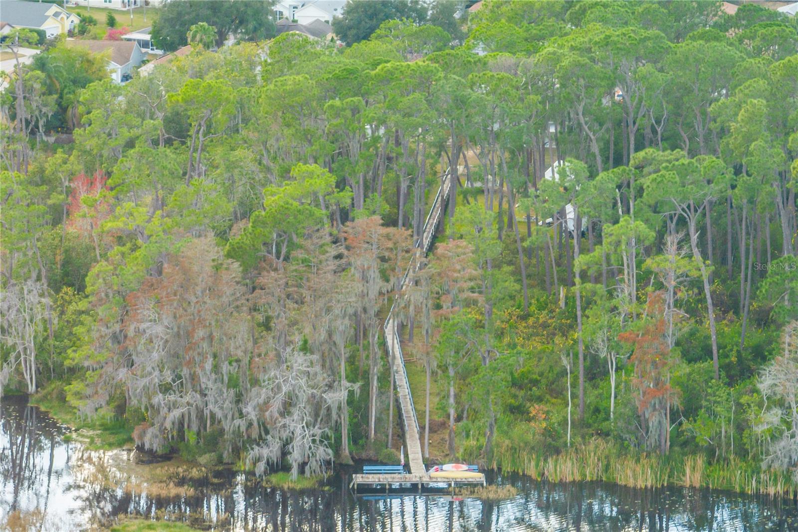 LAKESIDE AT BASS LAKE - Residential