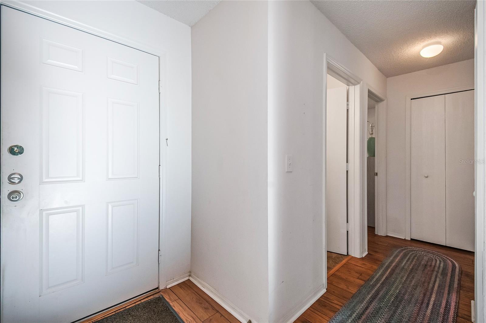 LAKESIDE AT BASS LAKE - Residential