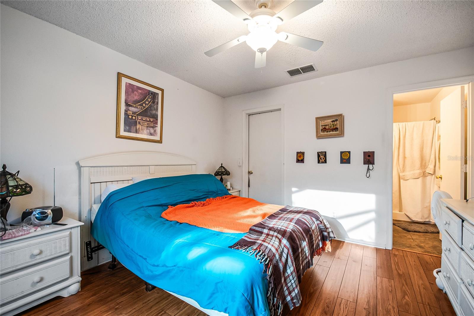 LAKESIDE AT BASS LAKE - Residential