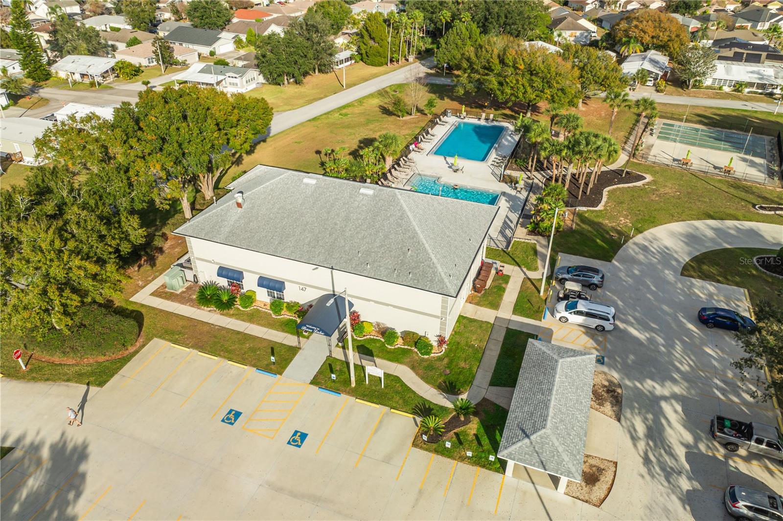 LAKESIDE AT BASS LAKE - Residential