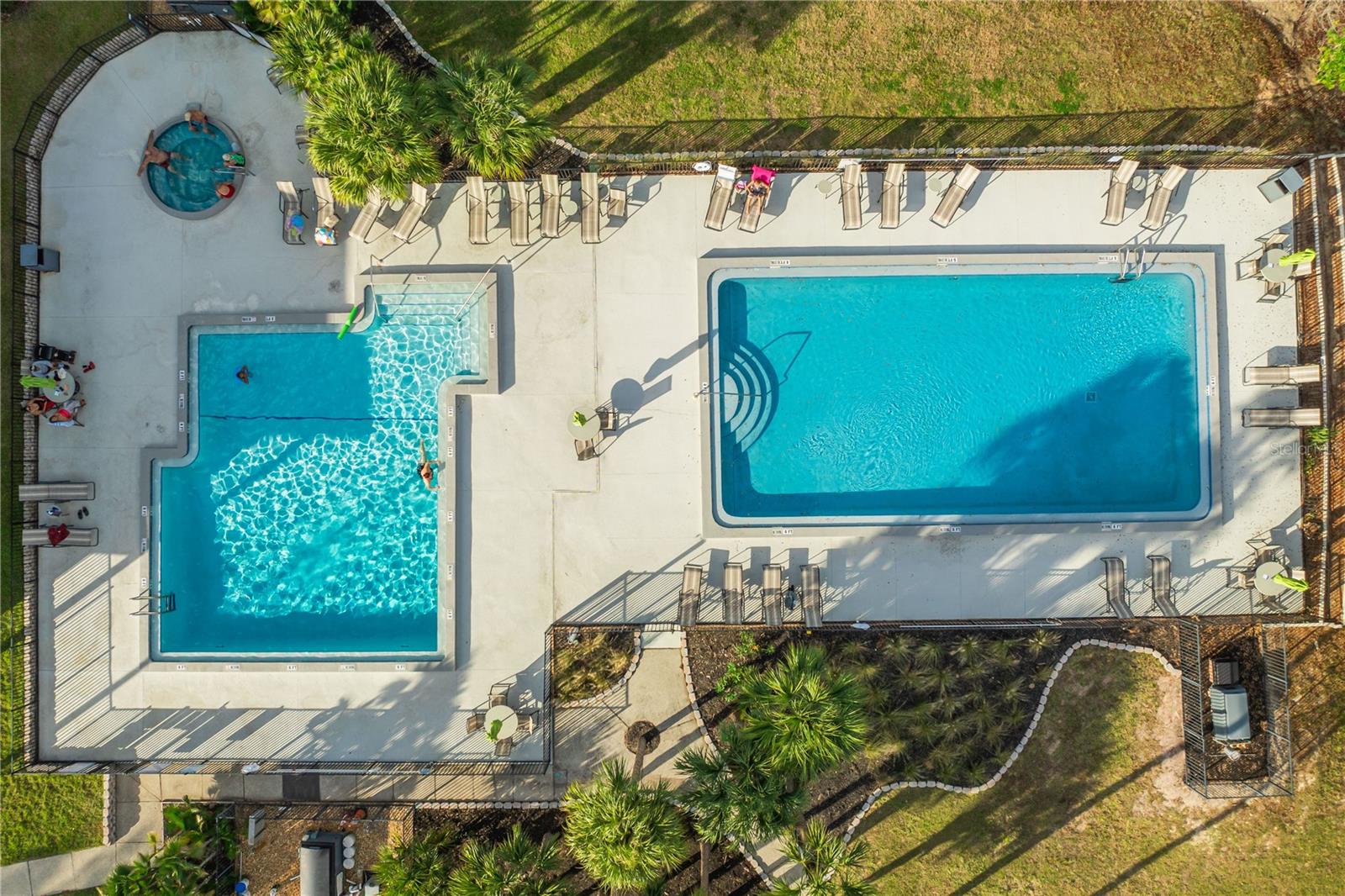 LAKESIDE AT BASS LAKE - Residential