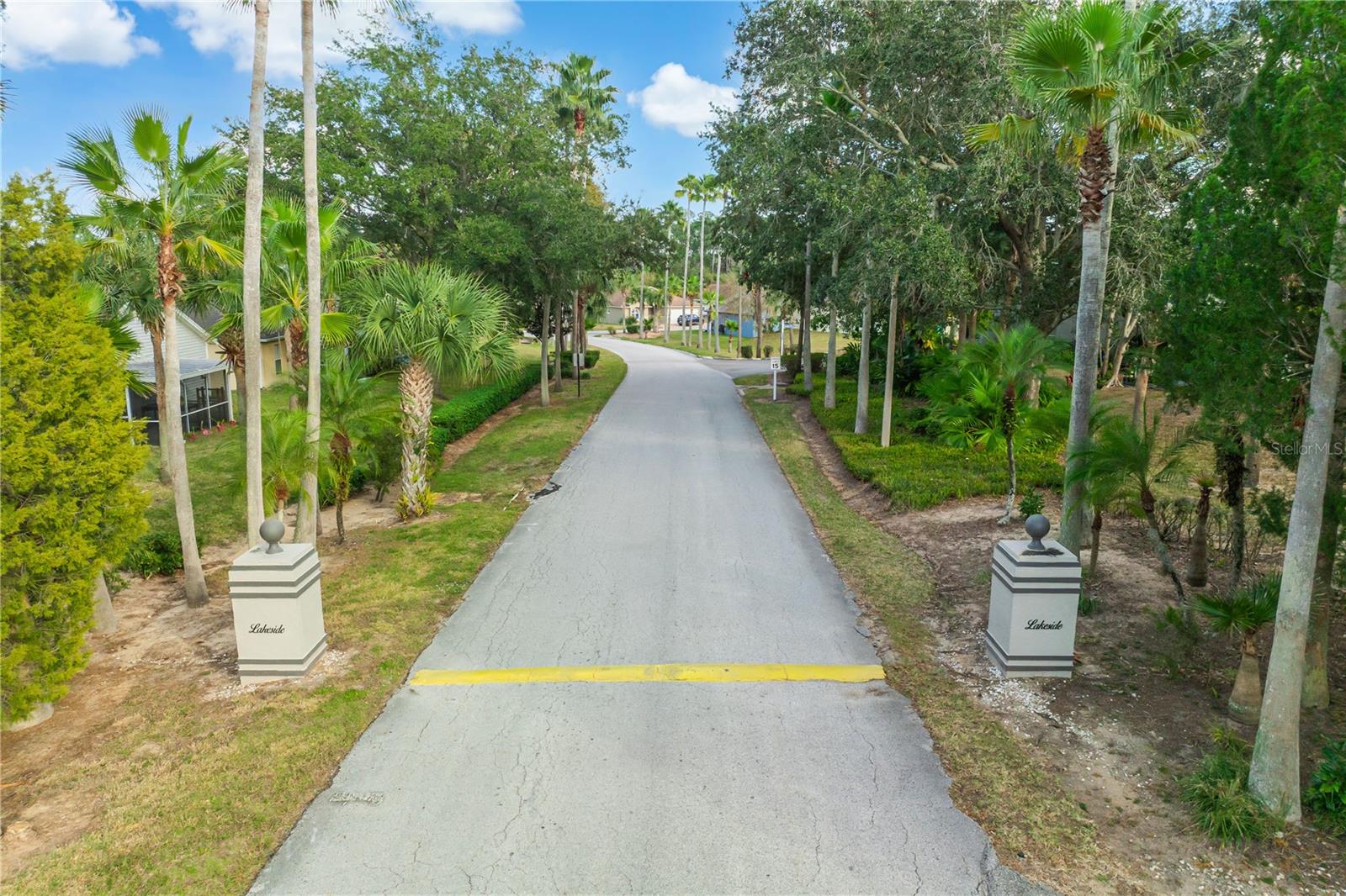 LAKESIDE AT BASS LAKE - Residential