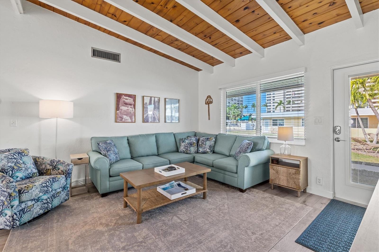 CASA MAR - Residential