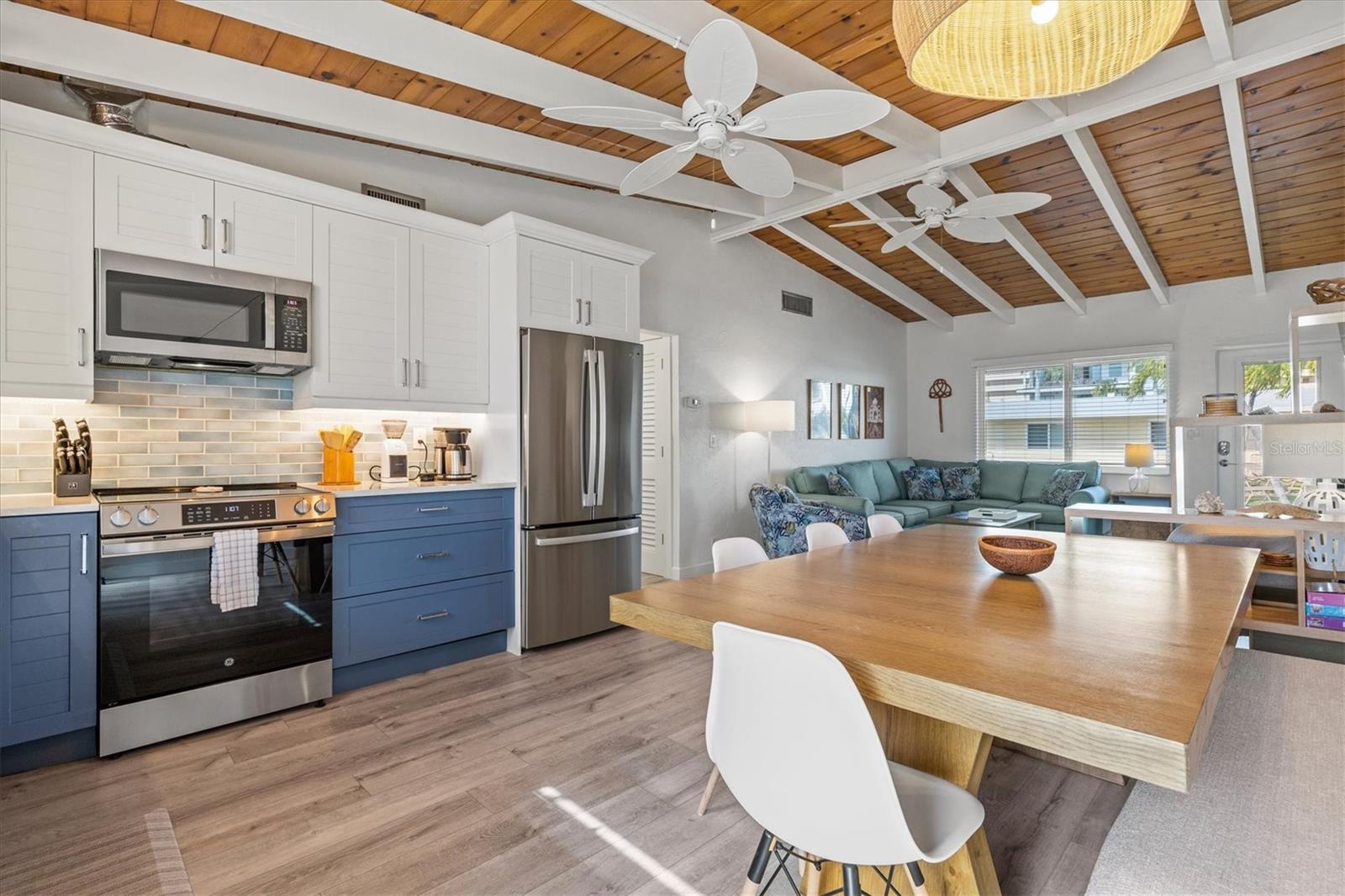 CASA MAR - Residential