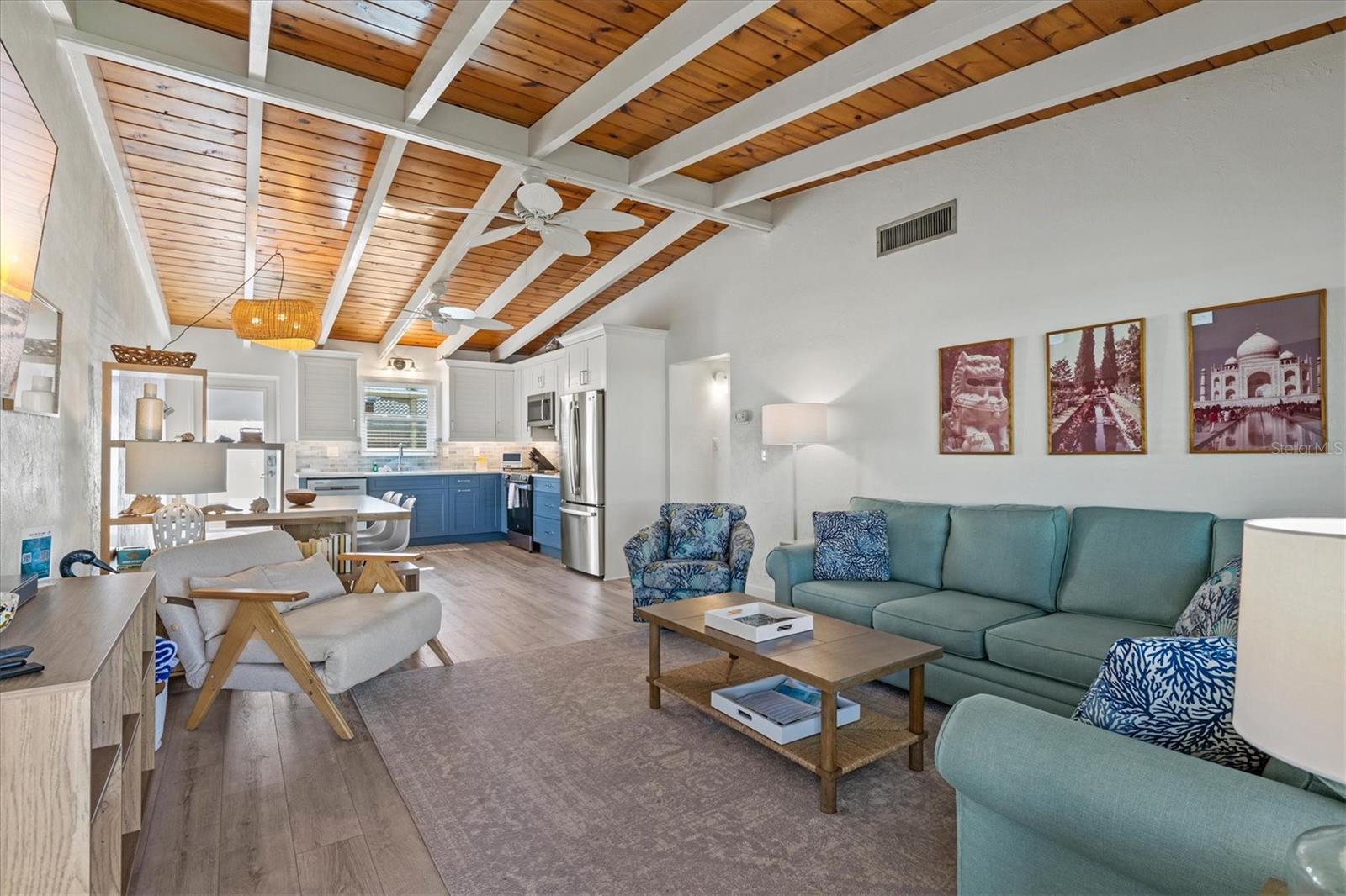 CASA MAR - Residential