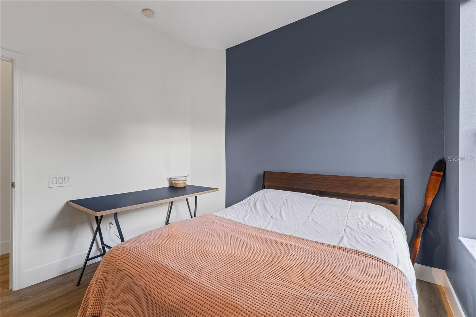 GLENMUIR 48 39 - Residential Lease