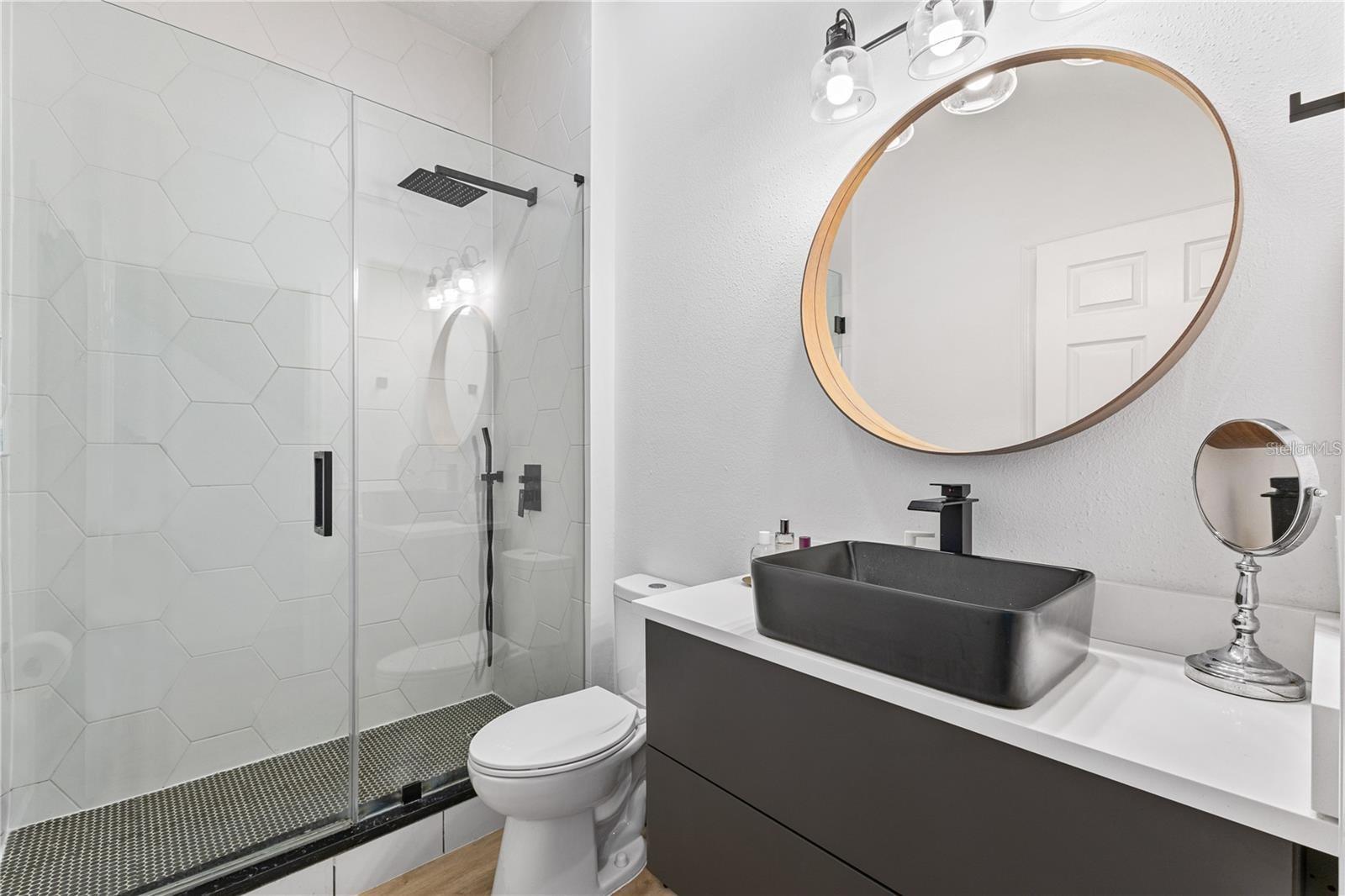 GLENMUIR 48 39 - Residential Lease