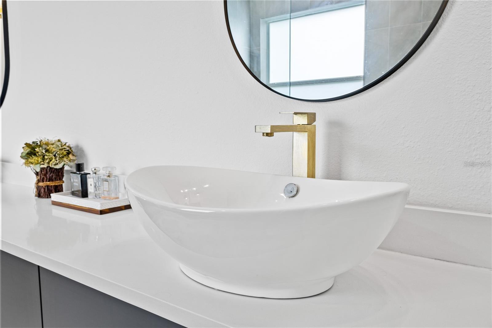 GLENMUIR 48 39 - Residential Lease