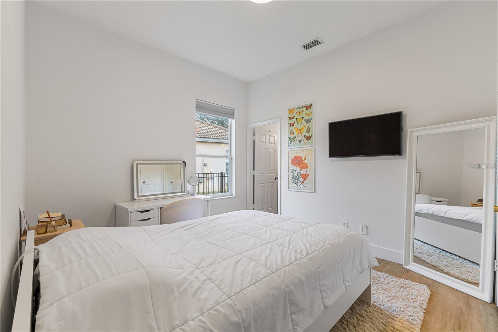 GLENMUIR 48 39 - Residential Lease