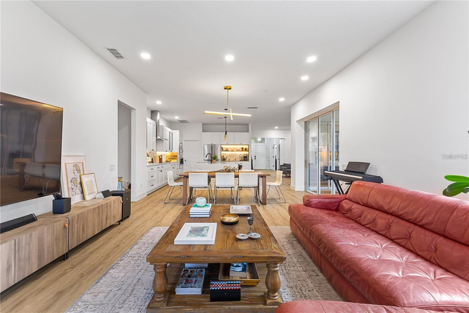 GLENMUIR 48 39 - Residential Lease