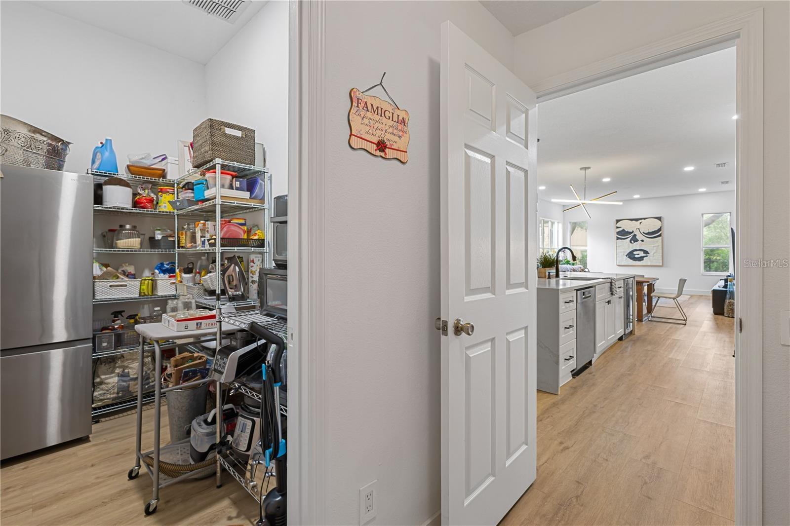 GLENMUIR 48 39 - Residential Lease