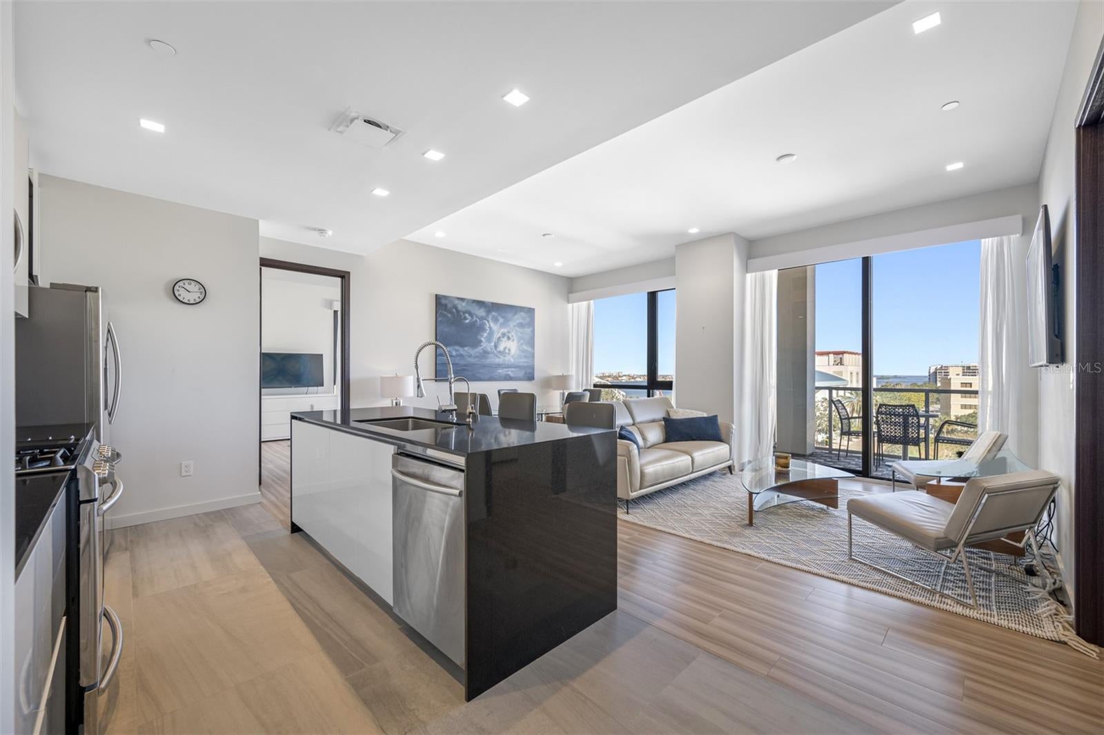 5 N OSCEOLA AVENUE 508