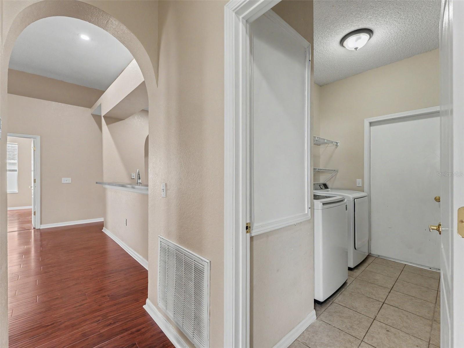 FALCONS LANDING - Residential