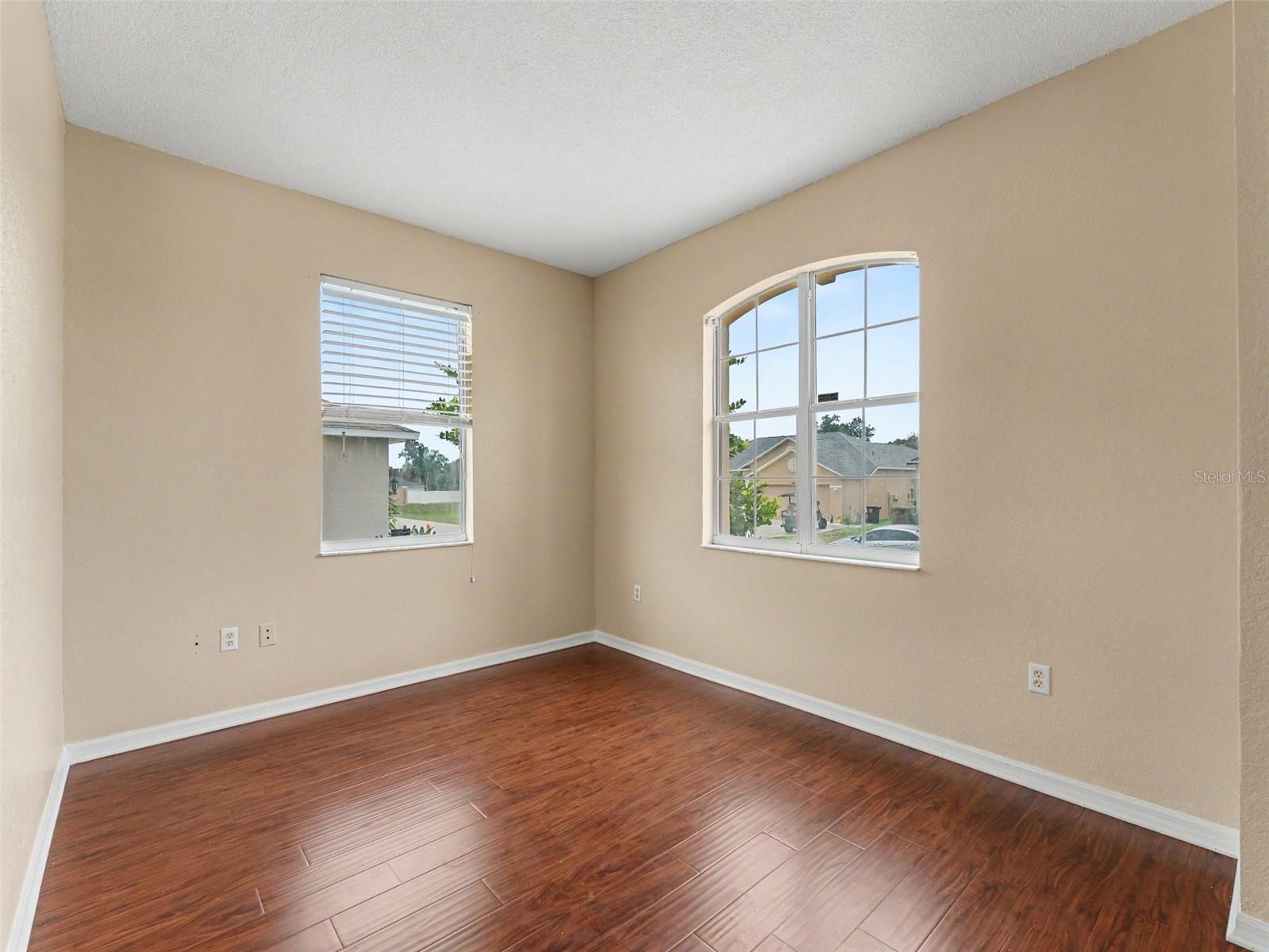 FALCONS LANDING - Residential