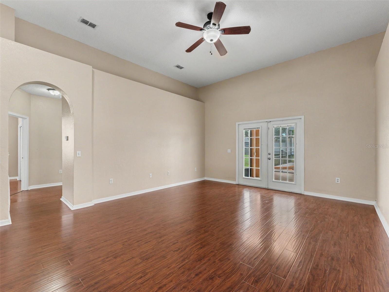 FALCONS LANDING - Residential