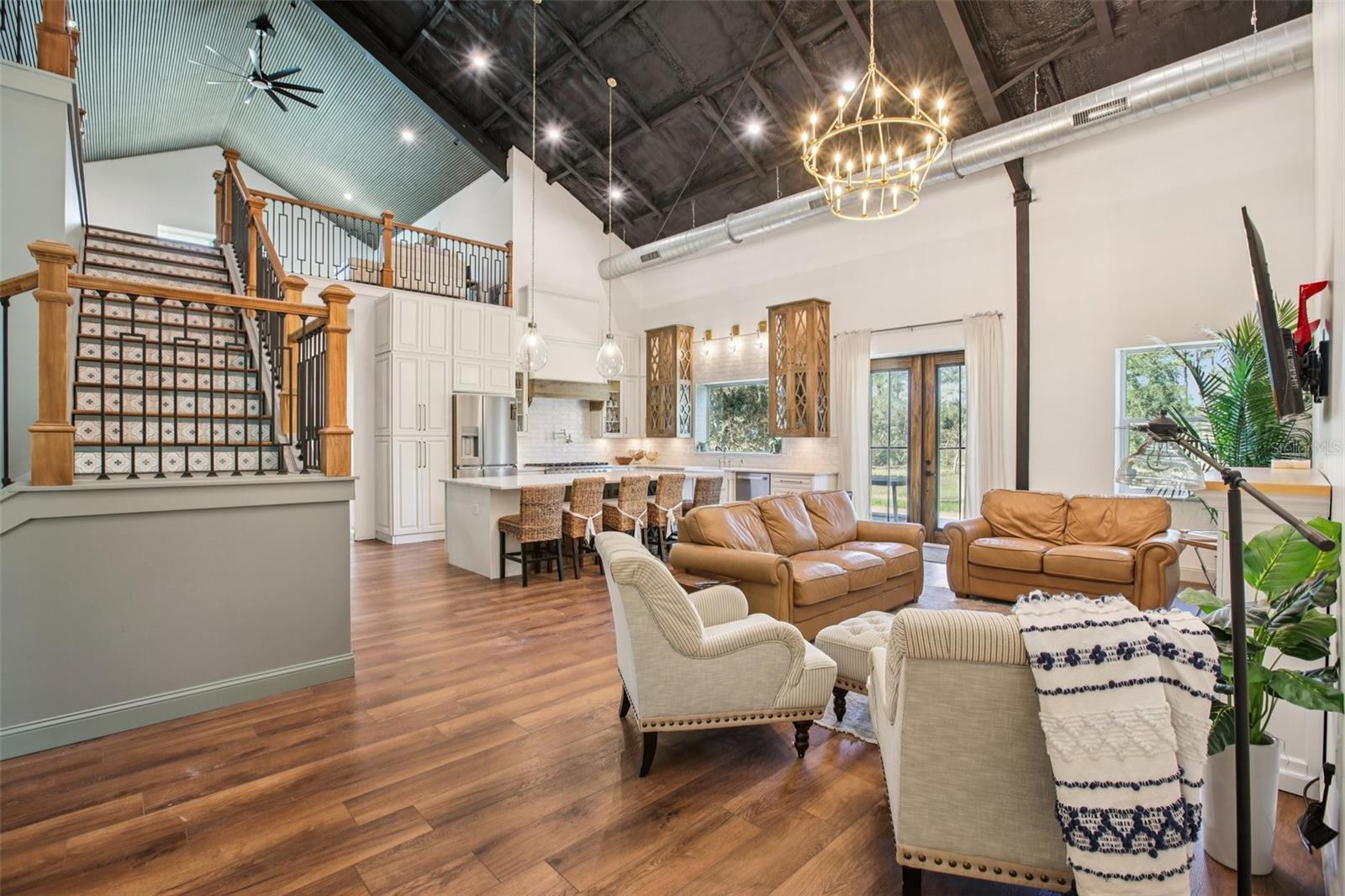 7776 N FAIRPORT AVENUE