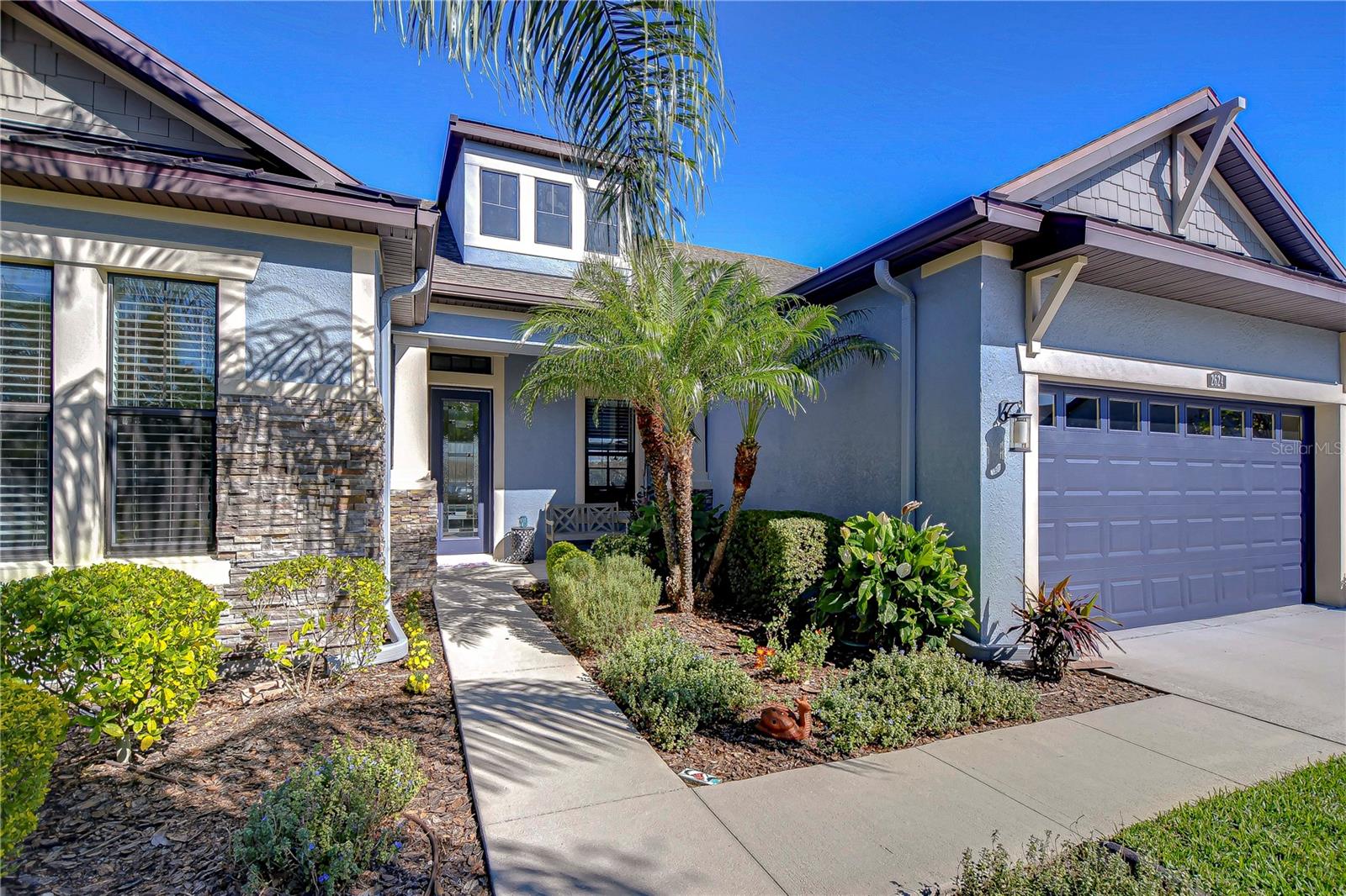 2624 LAKE MANOR DRIVE
