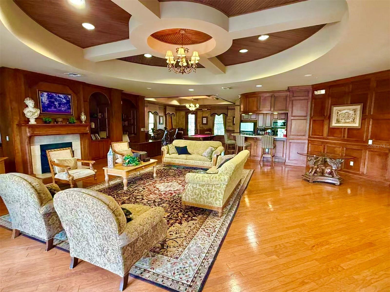 MOSAIC AT MILLENIA - Residential