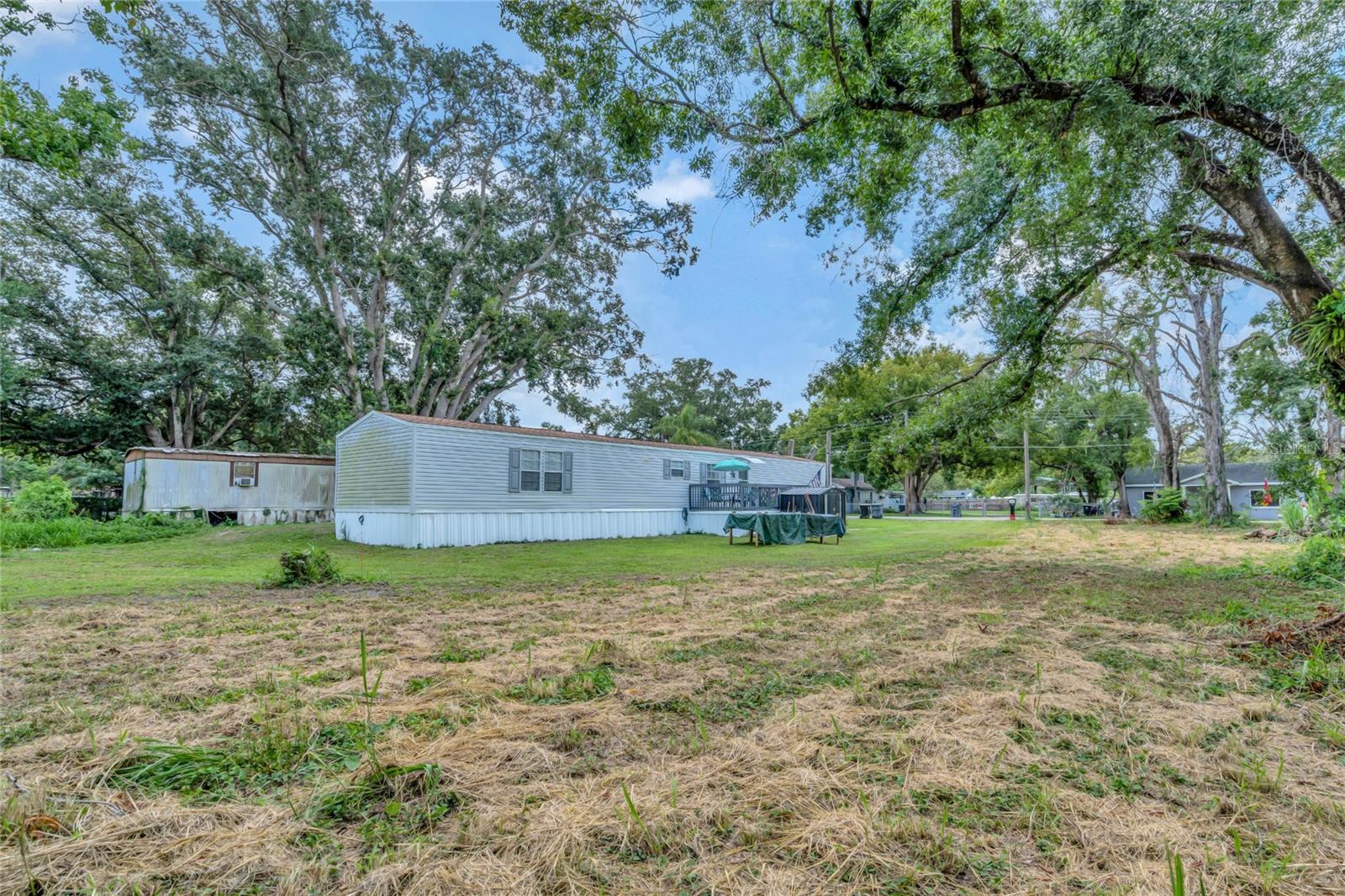 1825 RUBY STREET