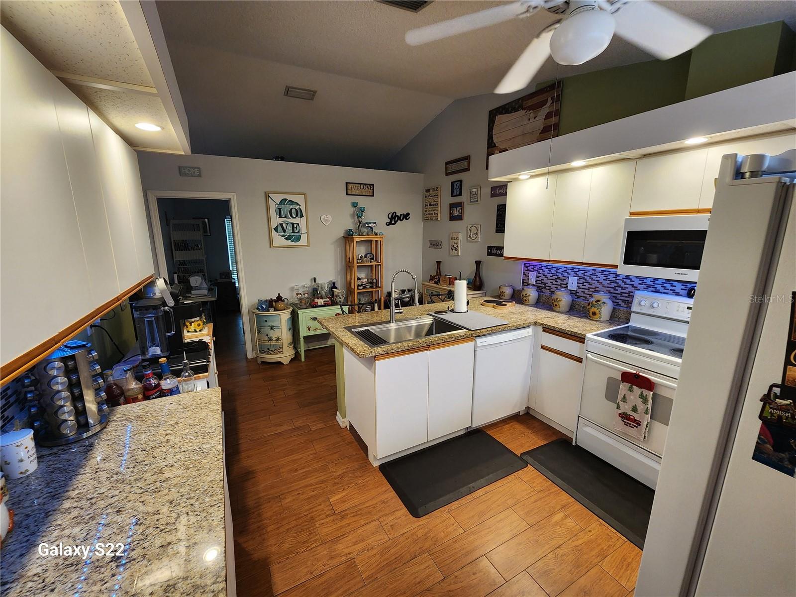 CASA DEL SOL SEC VIII - Residential