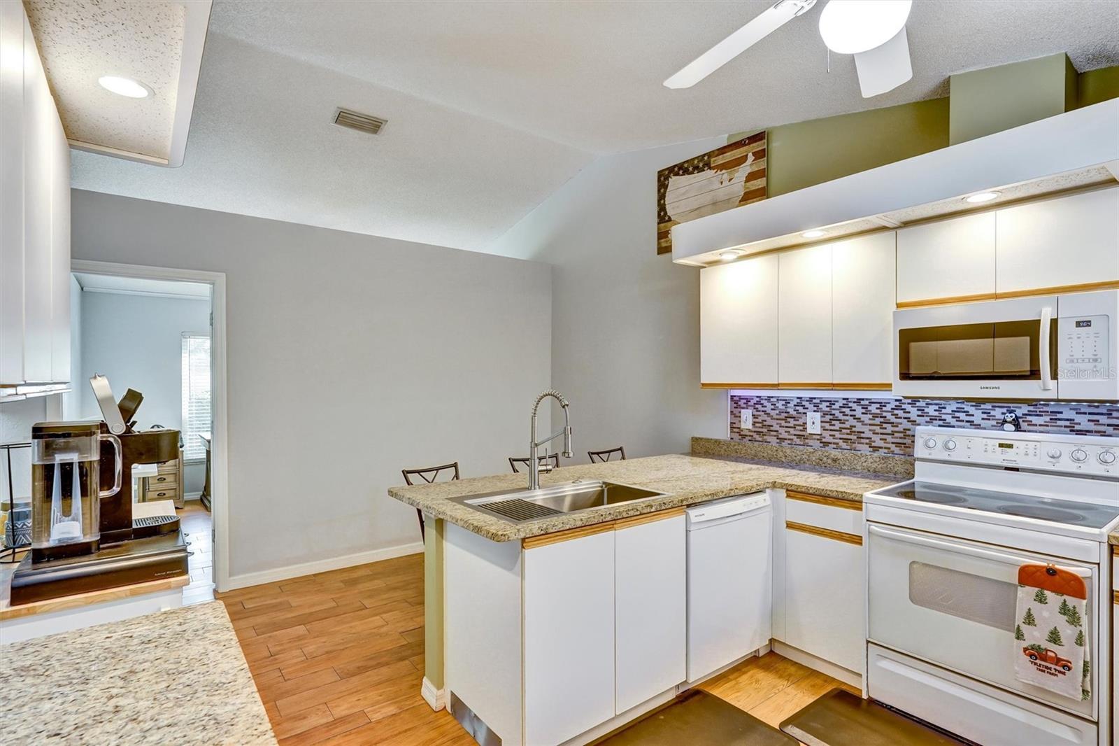 CASA DEL SOL SEC VIII - Residential