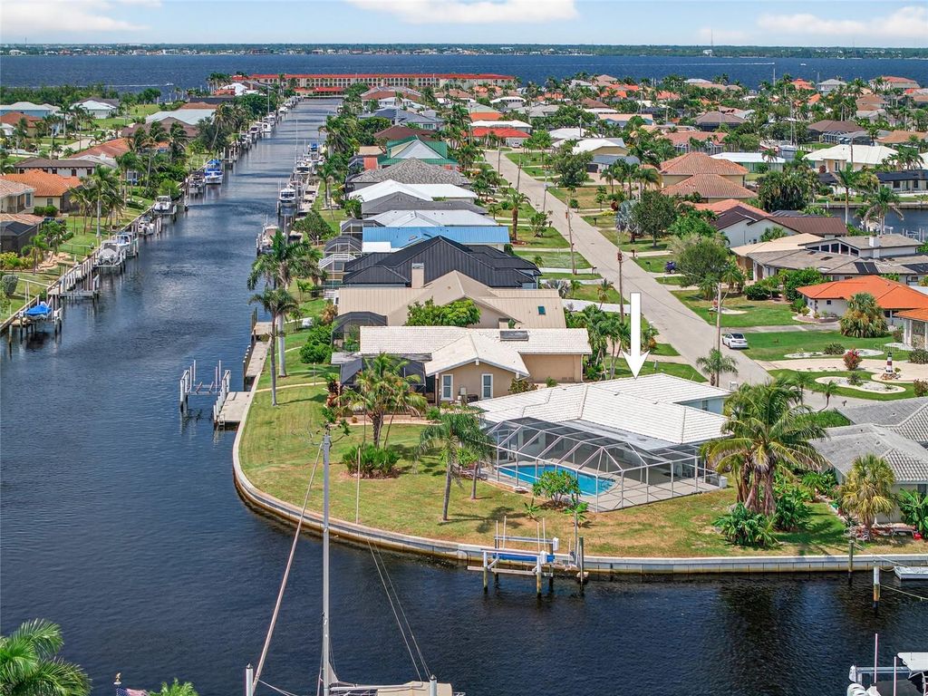 Photo of 2809 Coral Way, Punta Gorda, FL 33950 (MLS # C7512917)