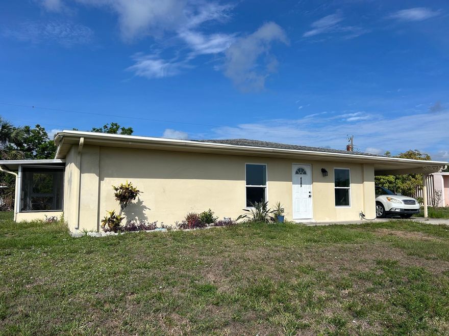 MOTIVATED SELLER!!!
3 bed, 2 and 1/2 bath in the heart of North Port. Centrally located between Venice, Punta Gorda, and Manasota Key! Minutes to shopping and dining at Coco-plum Publix Plaza. Short Drive to Sarasota, I-75, and Gulf Coast Beaches. Per Seller: , Full Ceramic Tile throughout, Updated A/C and duct work, Updated Electrical Panel, Whole House Recessed LED Lighting, Upgraded Overhead plumbing, Upgraded Sewer line, Newer  Base Boards and Doors, All bathrooms and kitchen redone.