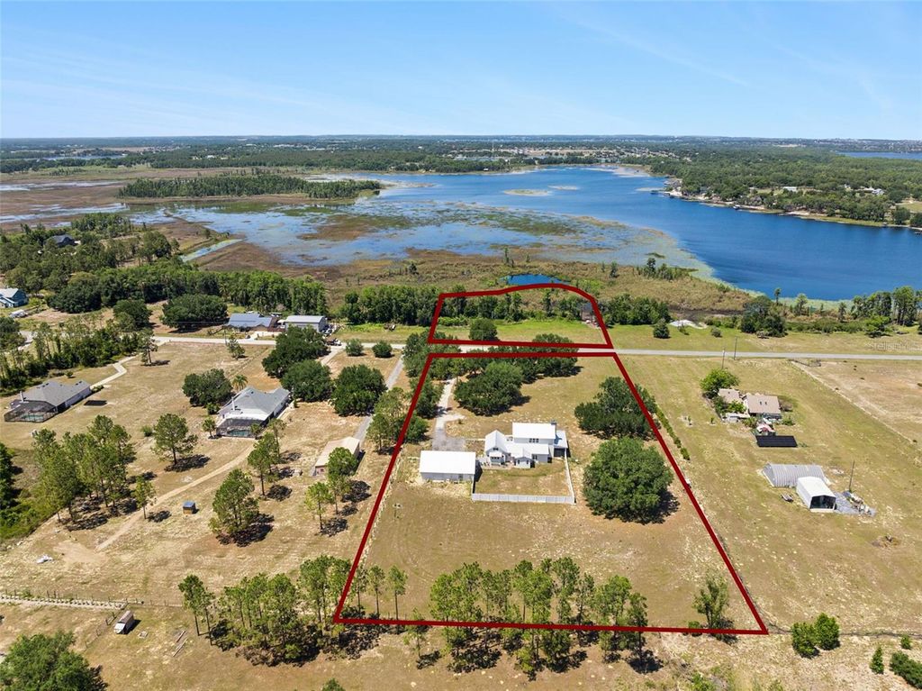 Photo of 7956 Lake Nellie Road, Clermont, FL 34714 (MLS # O6404463)