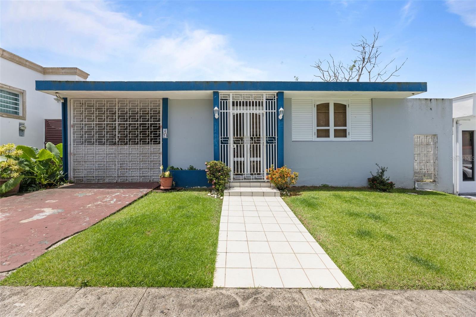 VILLA ESPAÑA - Residential