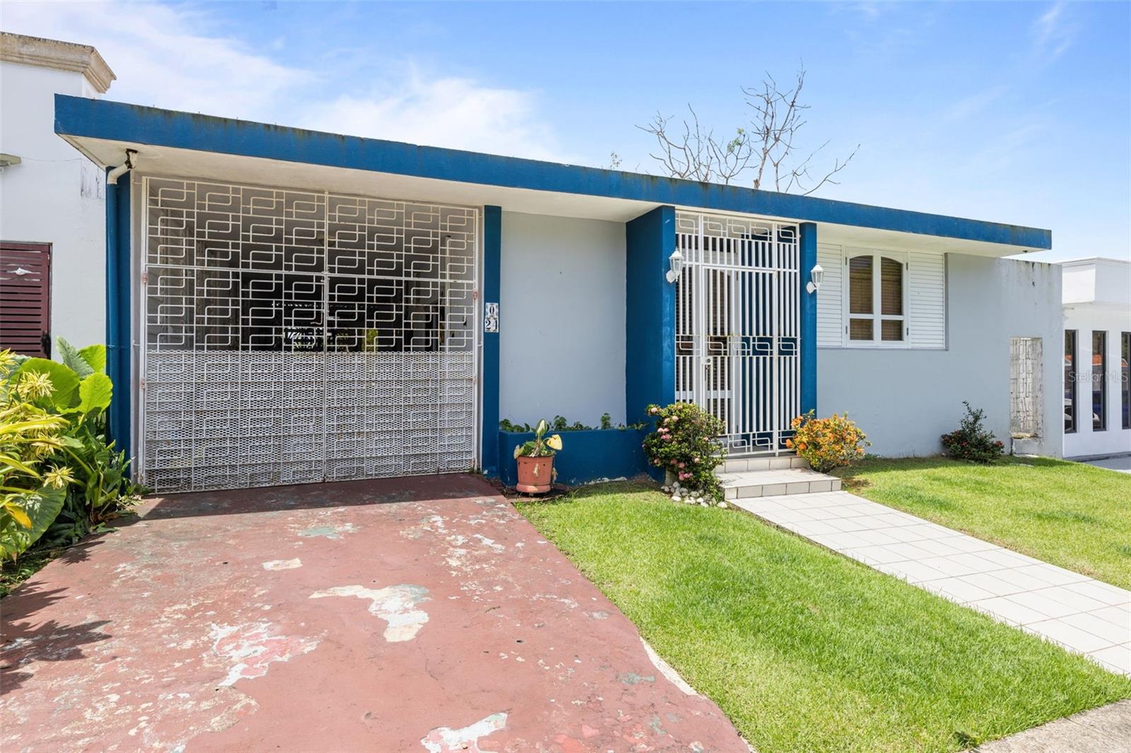 VILLA ESPAÑA - Residential