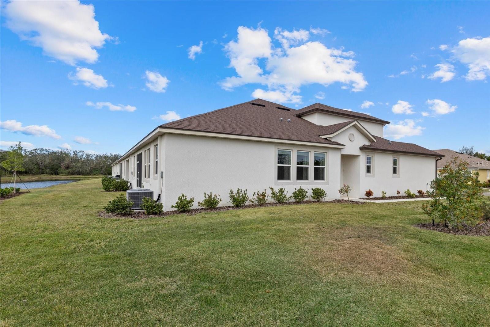 5564 COACHWOOD COVE