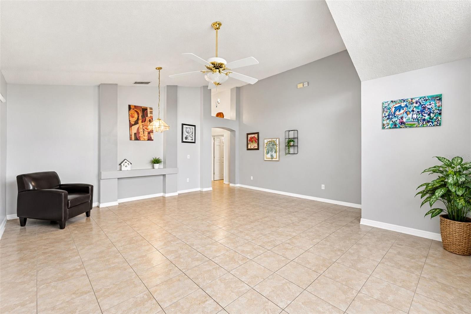 2122 KORAT LANE