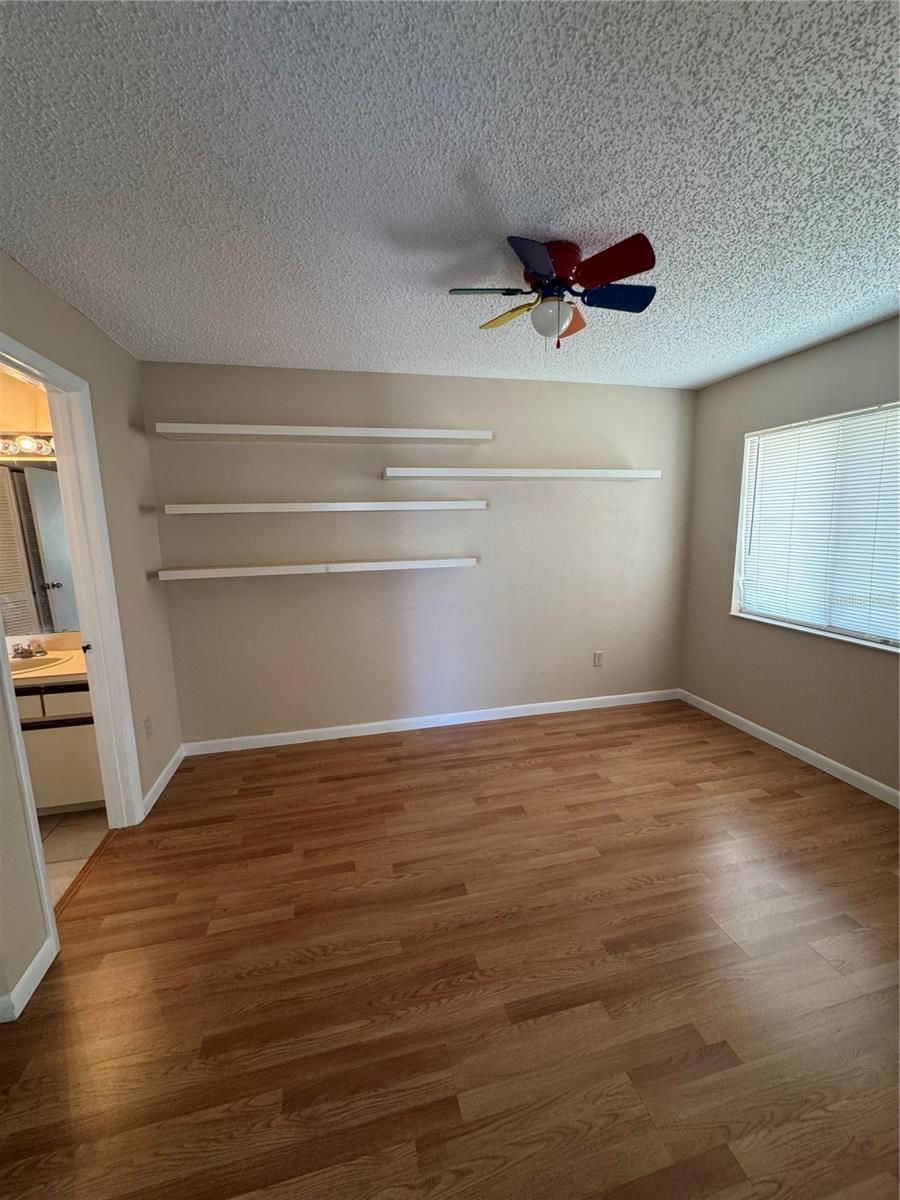 LAKE FOREST SUB - Residential Lease