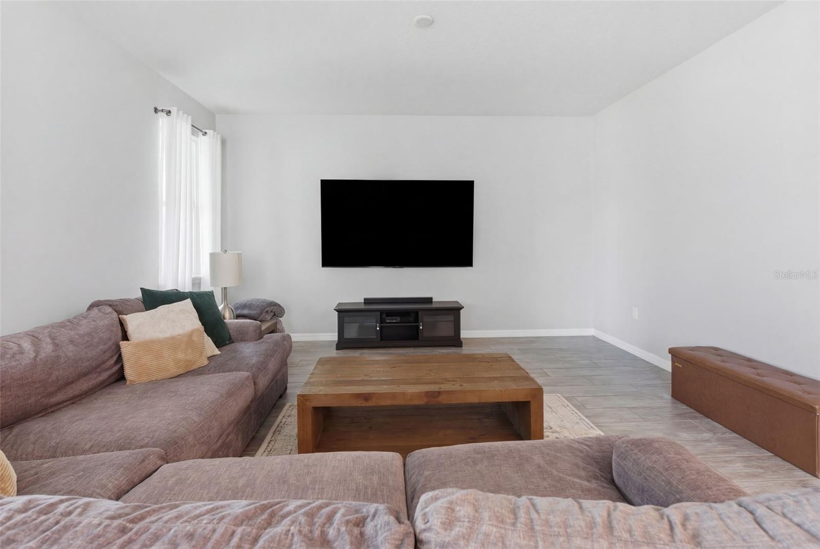 TAPESTRY PH 2 - Residential