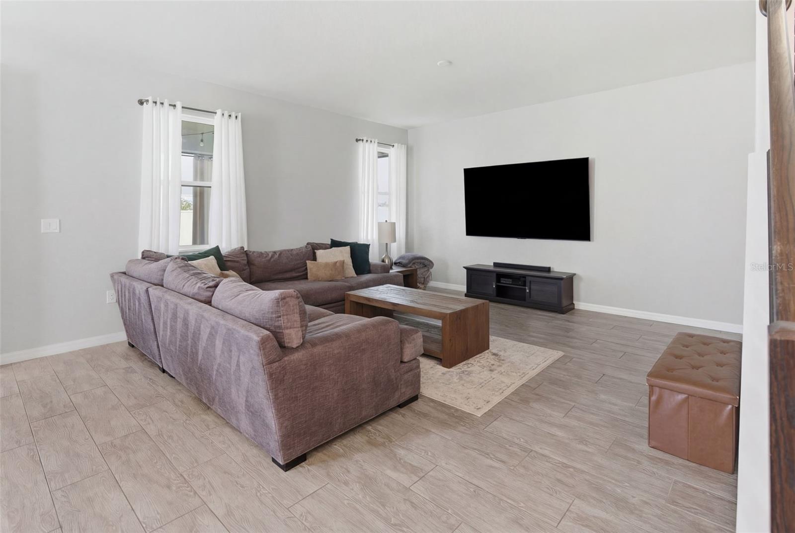 TAPESTRY PH 2 - Residential