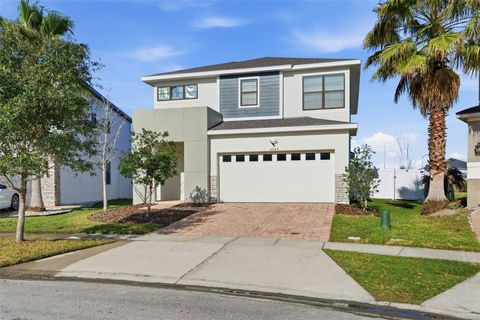 Photo of 2584 Nouveau Way, Kissimmee, FL 34741 (MLS # O6388351)