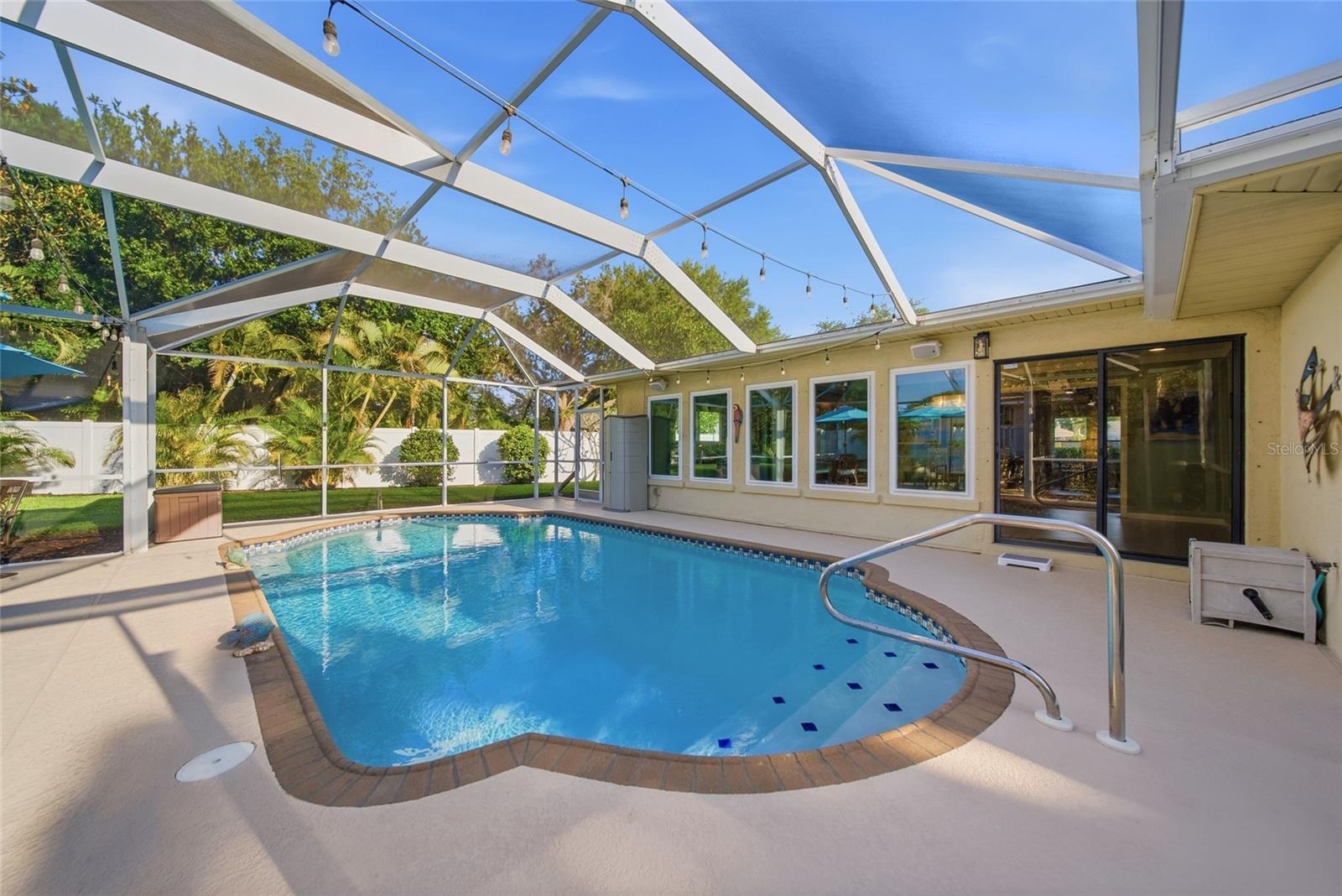 SUNSET ESTATES - Residential