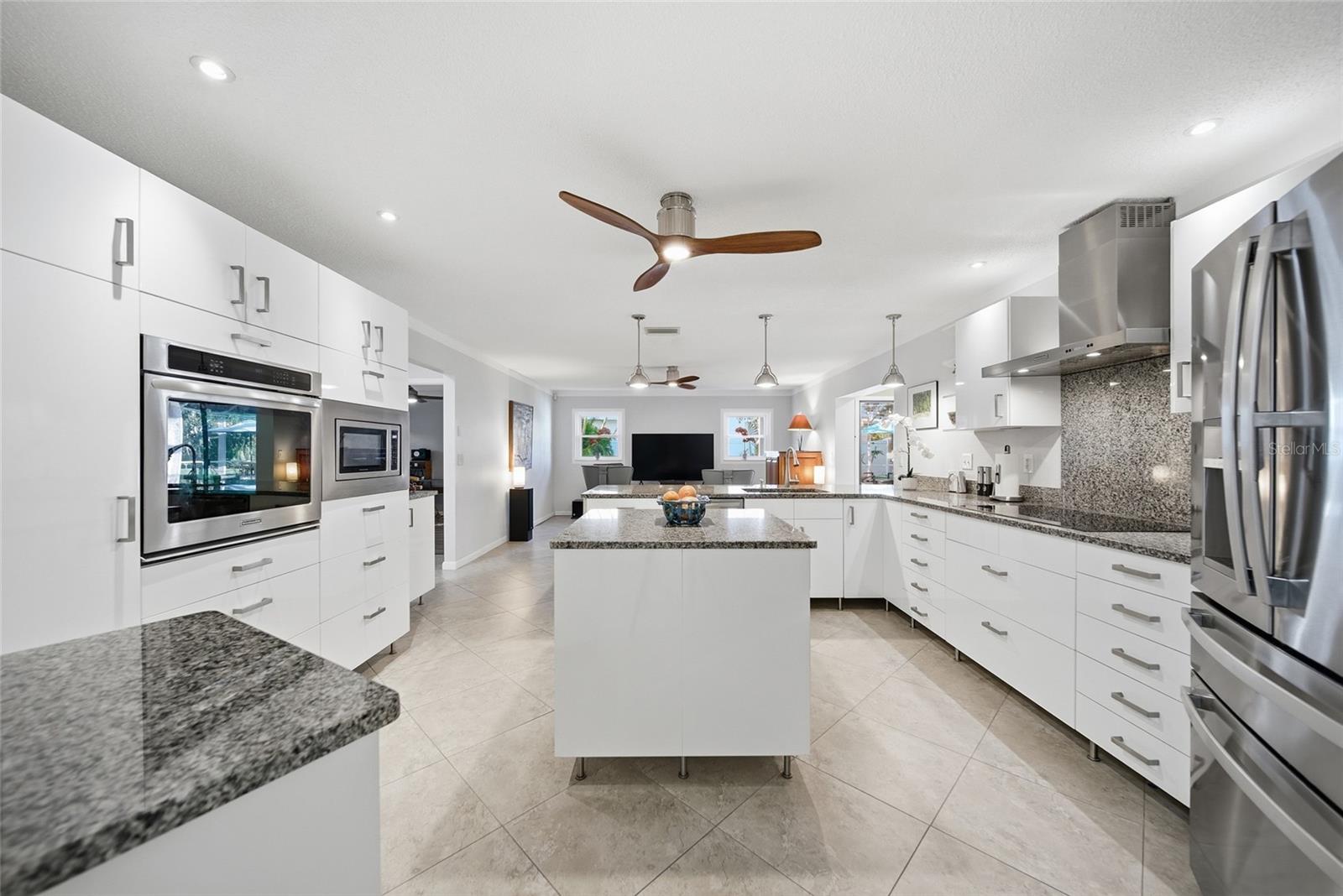 SUNSET ESTATES - Residential