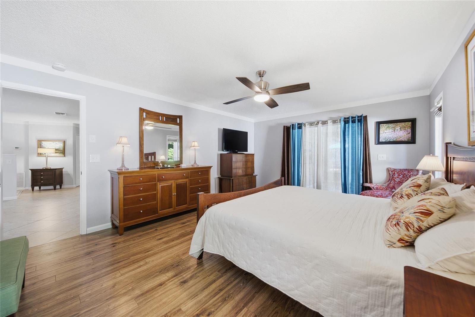 SUNSET ESTATES - Residential