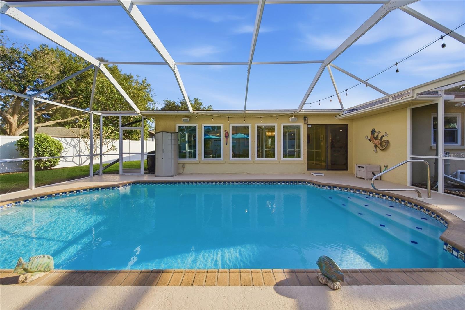 SUNSET ESTATES - Residential