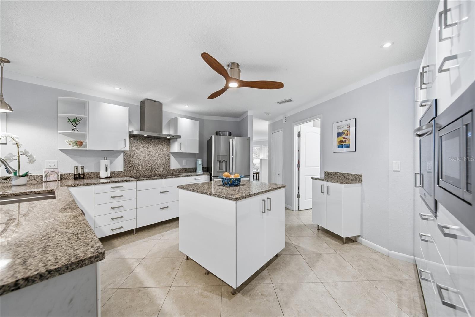 SUNSET ESTATES - Residential