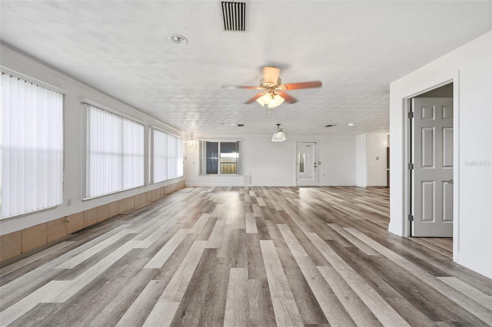 ALCORNS LAKE BREEZE - Residential Lease