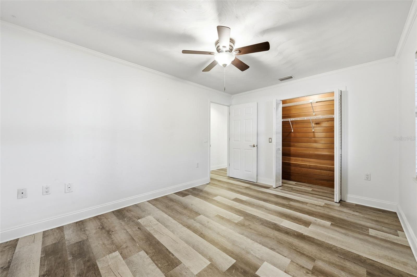 ALCORNS LAKE BREEZE - Residential Lease