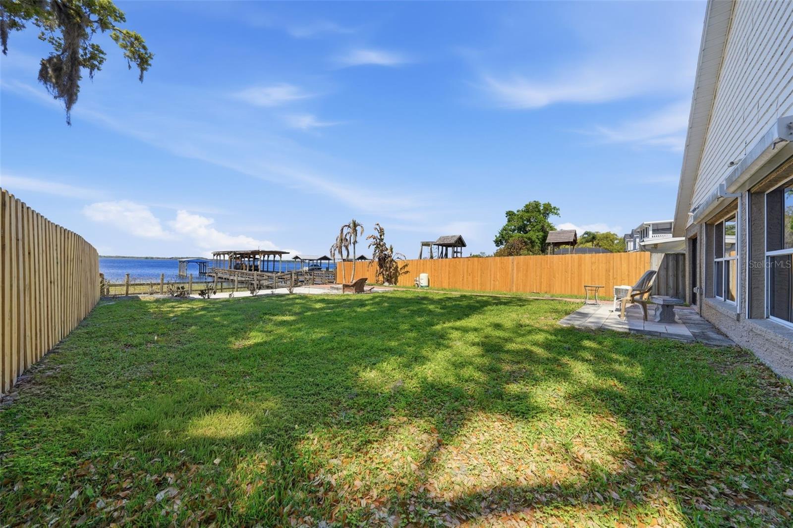 ALCORNS LAKE BREEZE - Residential Lease