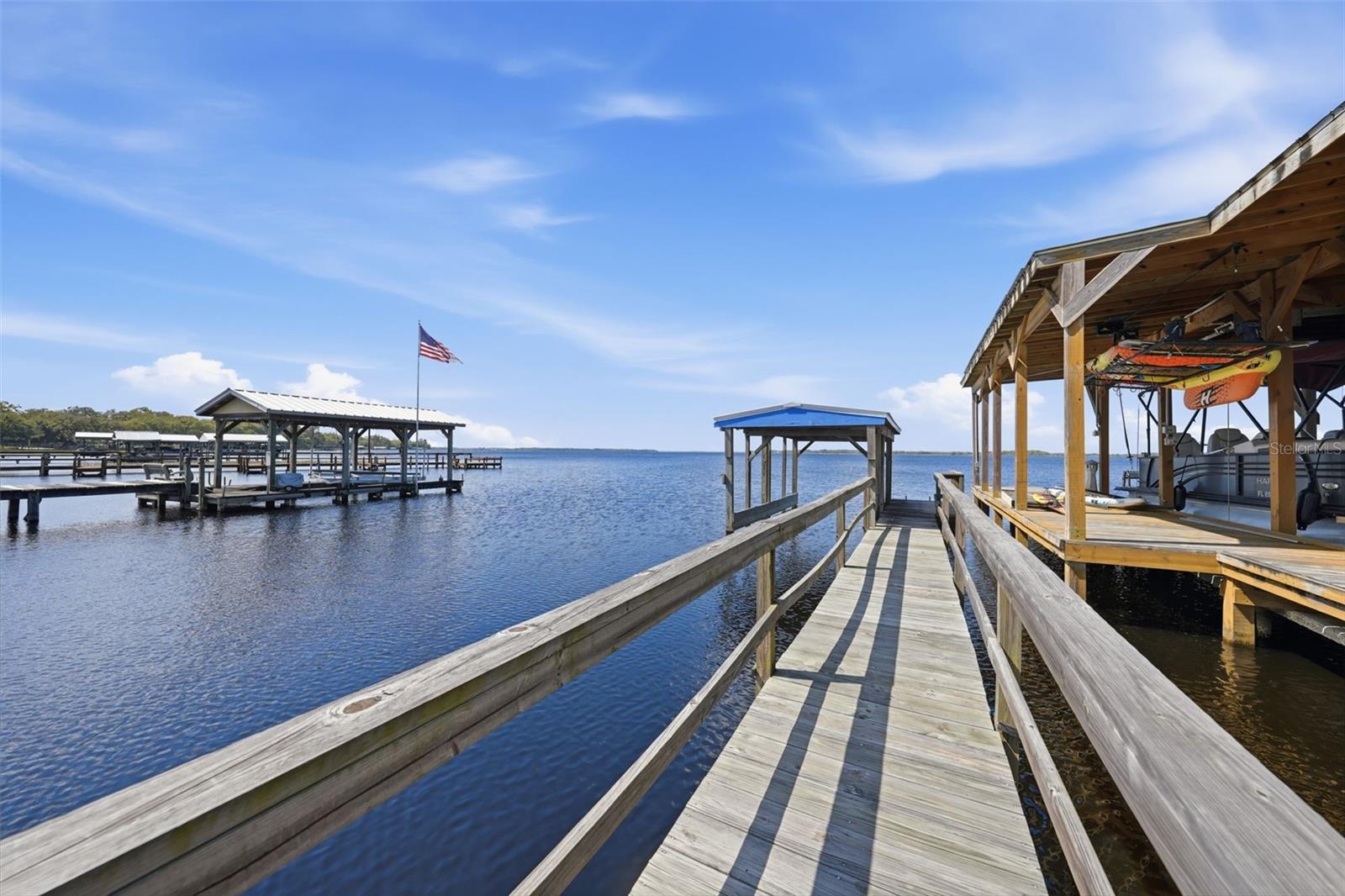 ALCORNS LAKE BREEZE - Residential Lease