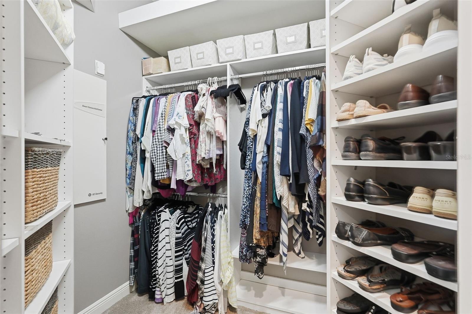 COUNTRY MEADOWS PH I - Residential Lease