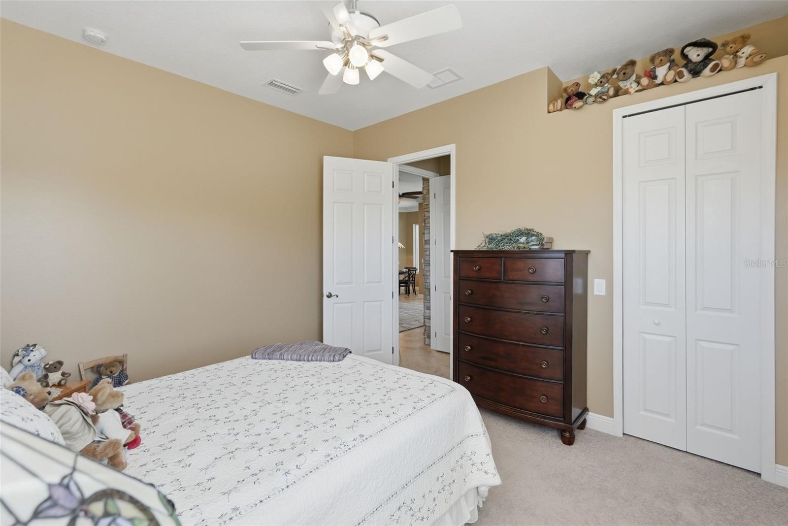 COUNTRY MEADOWS PH I - Residential Lease