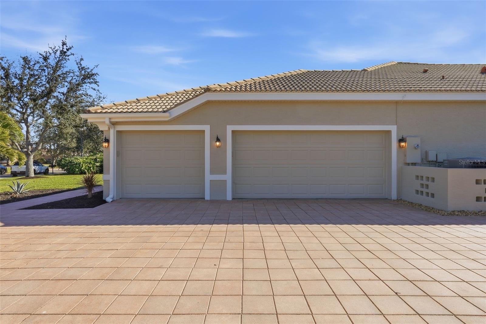 COUNTRY MEADOWS PH I - Residential Lease